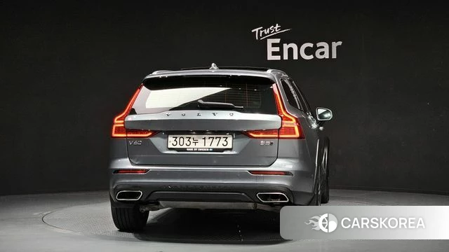 Volvo V60 Cross-Country 2nd Generation id 4324272 из Кореи 14