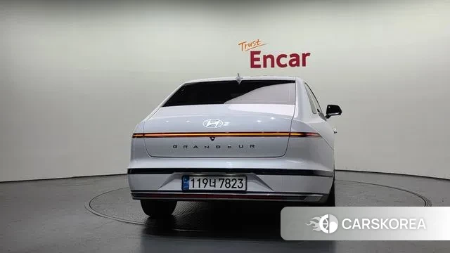 Hyundai Grandeur (GN7) id 3508087 из Кореи 14