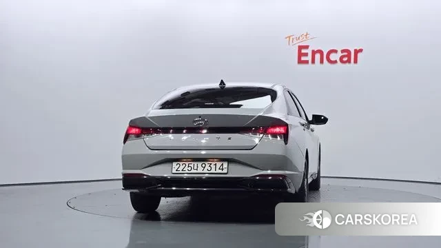 Hyundai Avante Hybrid (CN7) id 2931909 из Кореи 14