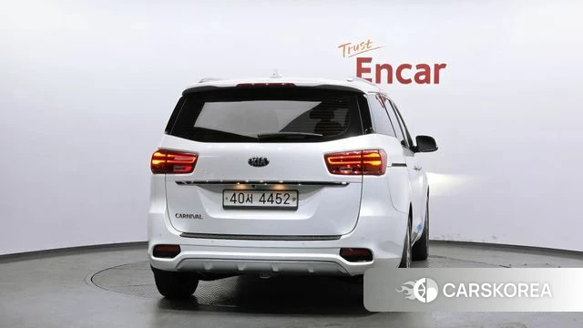 Kia The New Carnival id 3834353 из Кореи 14