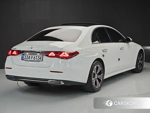 Mercedes-Benz E-Class W214 id 4710578 из Кореи 14