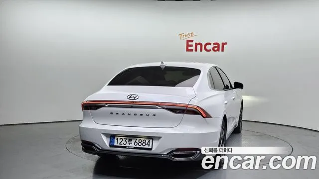 Hyundai The New Grandeur IG Hybrid id 2718247 из Кореи 14