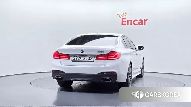 BMW 5 Series (G30) id 3713512 из Кореи 14