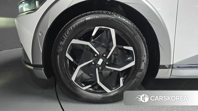 Hyundai Ionic 5 id 4476147 из Кореи 27