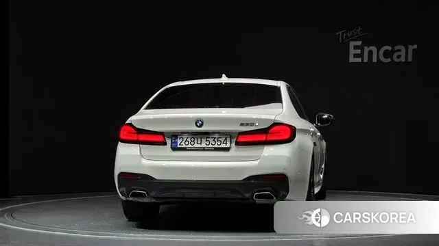 BMW 5 Series (G30) id 2963924 из Кореи 14