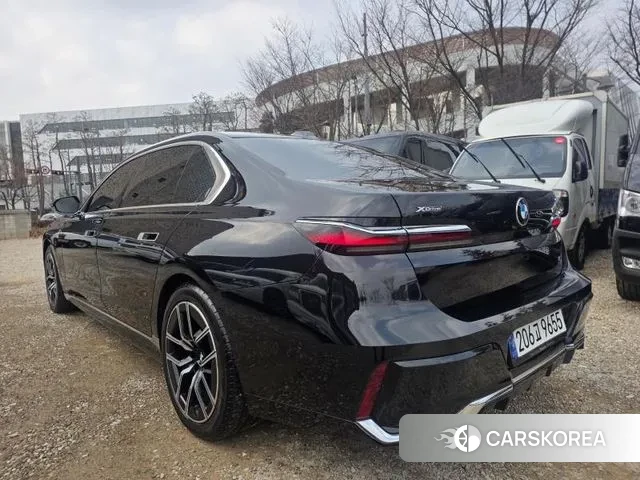 BMW 7 Series (G70) id 3695704 из Кореи 11