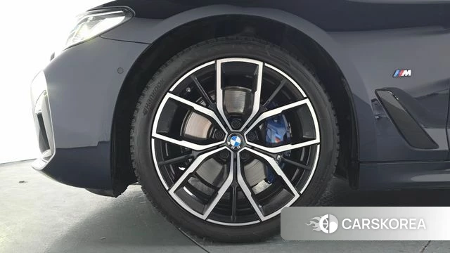 BMW 5 Series (G30) id 3893066 из Кореи 14