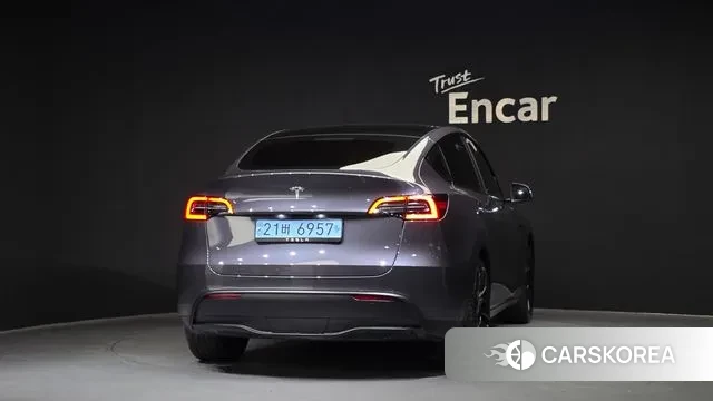 Tesla Model Y id 3684884 из Кореи 14