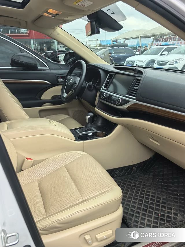 Toyota Highlander 2021 Белый из Китая, фото 4