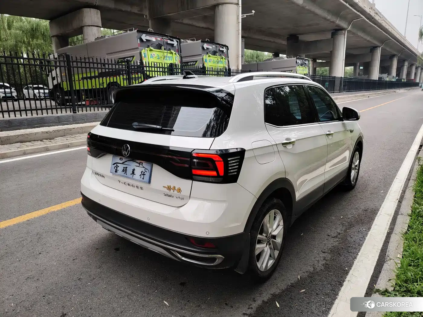 Volkswagen T-Cross id 4546565 из Китая 9