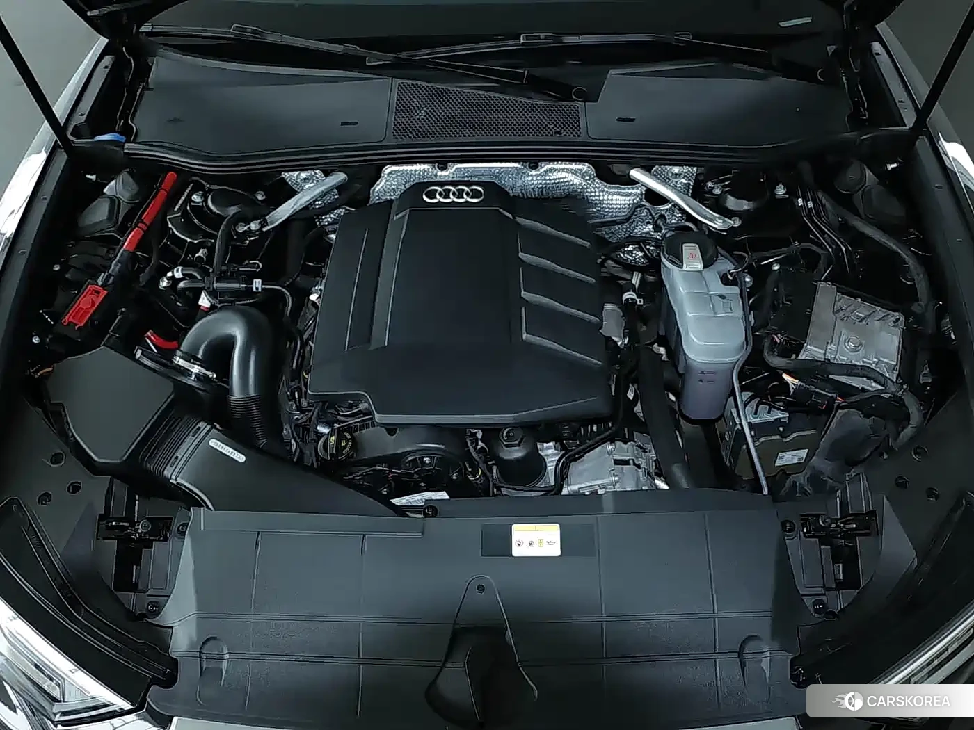 Audi A6L 2022 Черный из Китая, фото 4