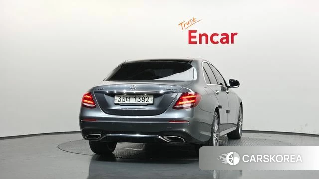 Mercedes-Benz E-Class W213 id 4384459 из Кореи 32