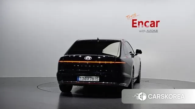 Hyundai Grandeur (GN7) id 3002611 из Кореи 14