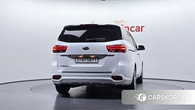 Kia The New Carnival id 4397487 из Кореи 14