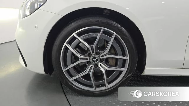 Mercedes-Benz E-Class W213 id 4618120 из Кореи 27