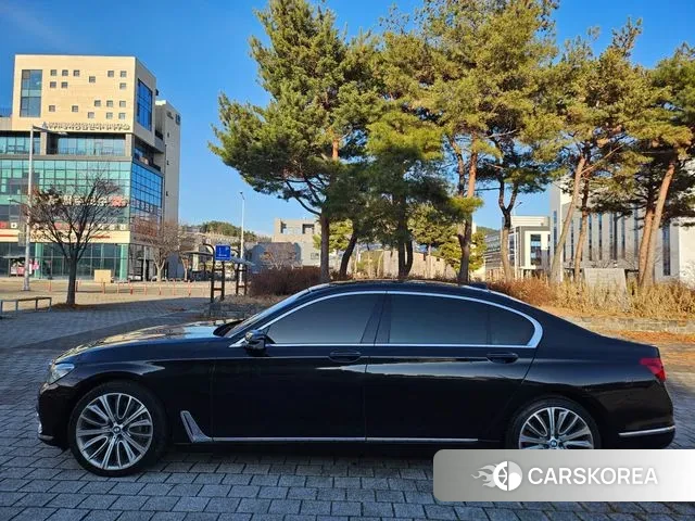 BMW 7 Series (G11) id 3520300 из Кореи 14