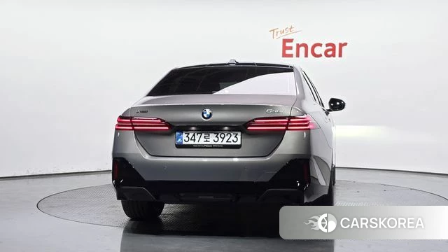 BMW 5 Series (G60) id 3952552 из Кореи 14