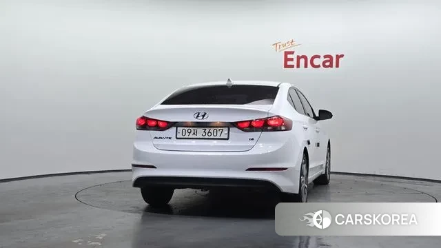 Hyundai Avante AD id 3489929 из Кореи 14