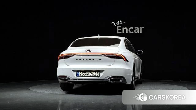 Hyundai The New Grandeur IG id 4187408 из Кореи 25