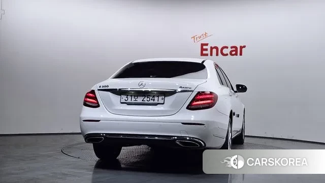 Mercedes-Benz E-Class W213 id 3608255 из Кореи 14