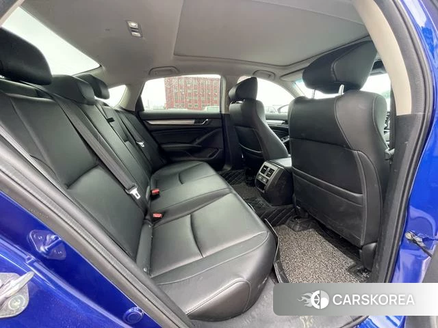 Honda Accord id 4336380 из Китая 12