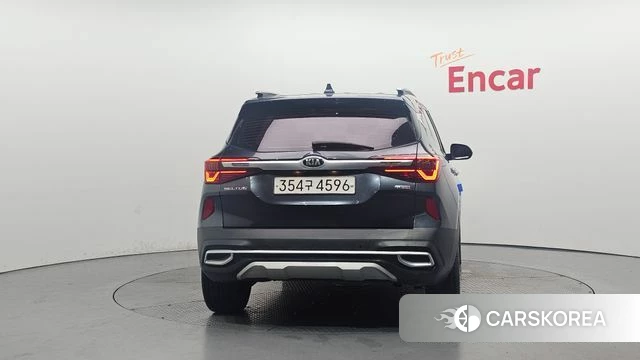 Kia Seltos id 4490411 из Кореи 14