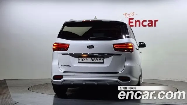 Kia The New Carnival id 2876842 из Кореи 14