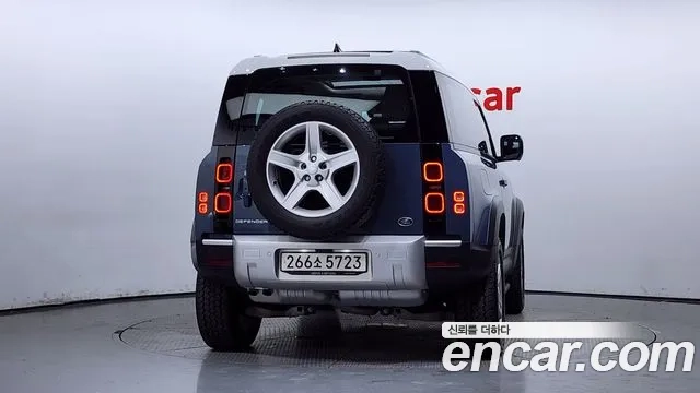 Land Rover Defender (L663) id 2880001 из Кореи 14