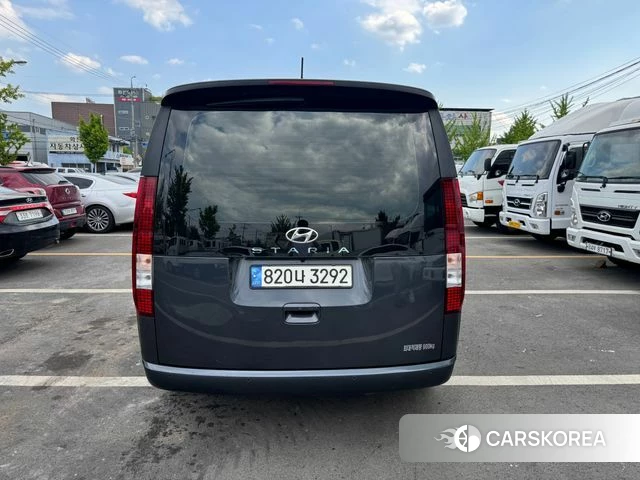 Hyundai Staria id 4302998 из Кореи 13