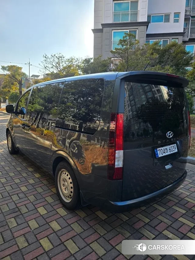 Hyundai Staria id 3517109 из Кореи 14