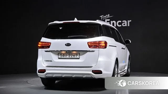 Kia The New Carnival id 3319599 из Кореи 14