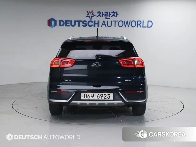 Kia Niro id 3955714 из Кореи 14