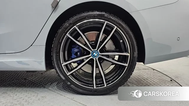 BMW 3 Series (G20) id 3560687 из Кореи 14