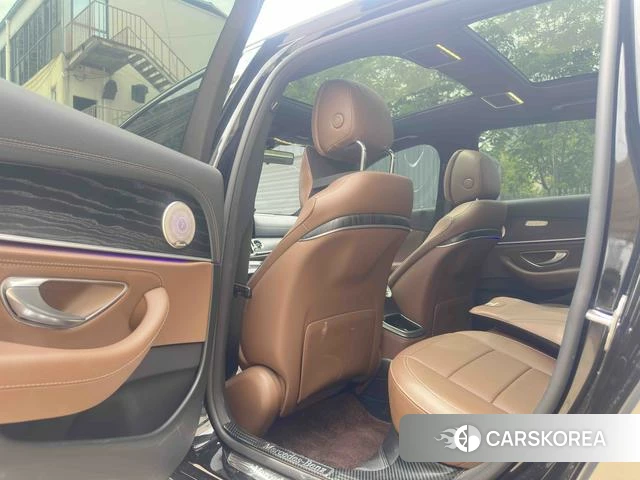 Mercedes-Benz E-class id 4393218 из Китая 8