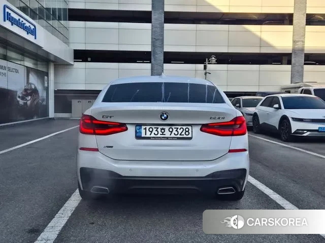 BMW 6 Series GT (G32) 2023 Белый из Кореи, фото 4