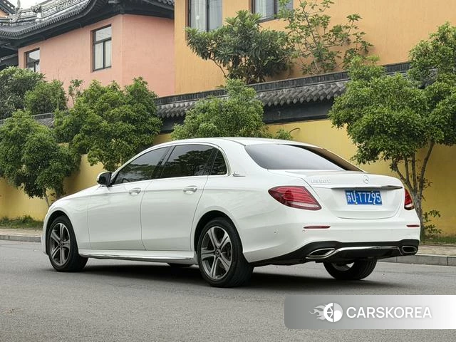 Mercedes-Benz E-class id 4241188 из Китая 10