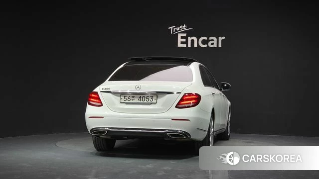 Mercedes-Benz E-Class W213 id 4520383 из Кореи 29