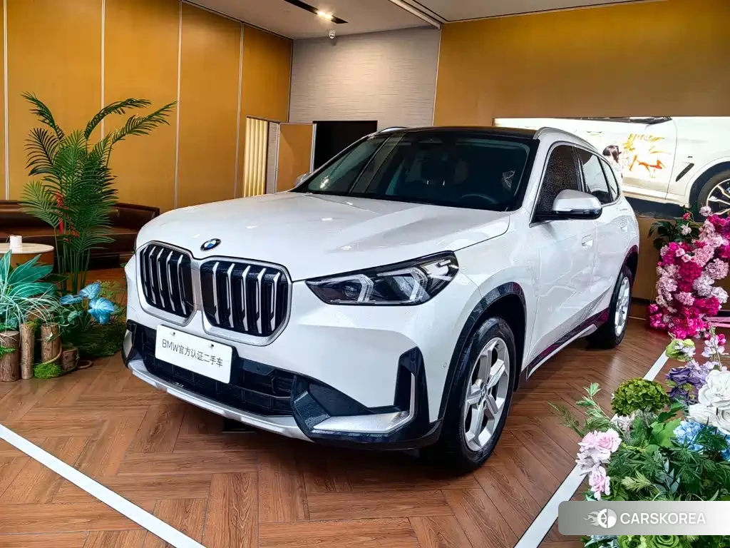 BMW X1 id 4681248 из Китая 8