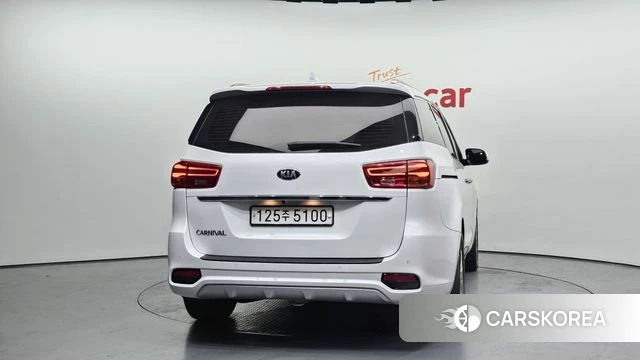 Kia The New Carnival id 3885563 из Кореи 14