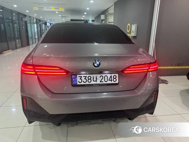 BMW 5 Series (G60) id 4514466 из Кореи 11