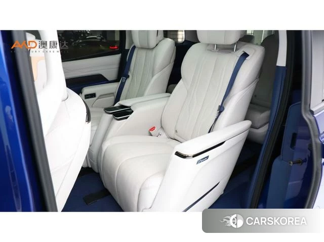 Buick century 2023 Зеленый из Китая, фото 5