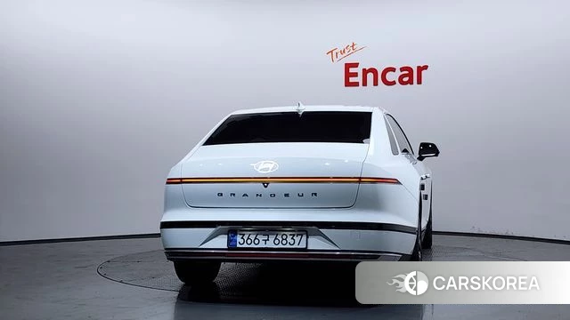Hyundai Grandeur (GN7) id 4308920 из Кореи 30