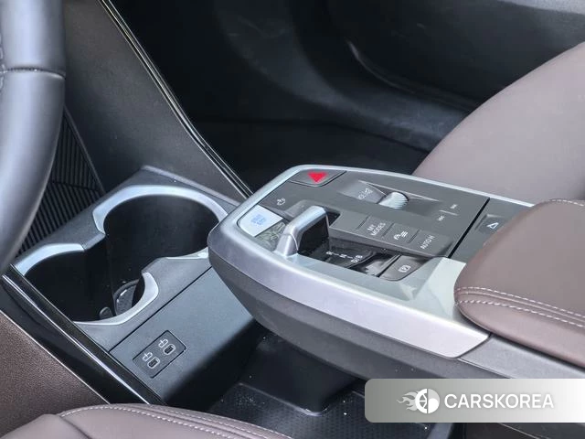 BMW iX1 id 4300403 из Китая 8