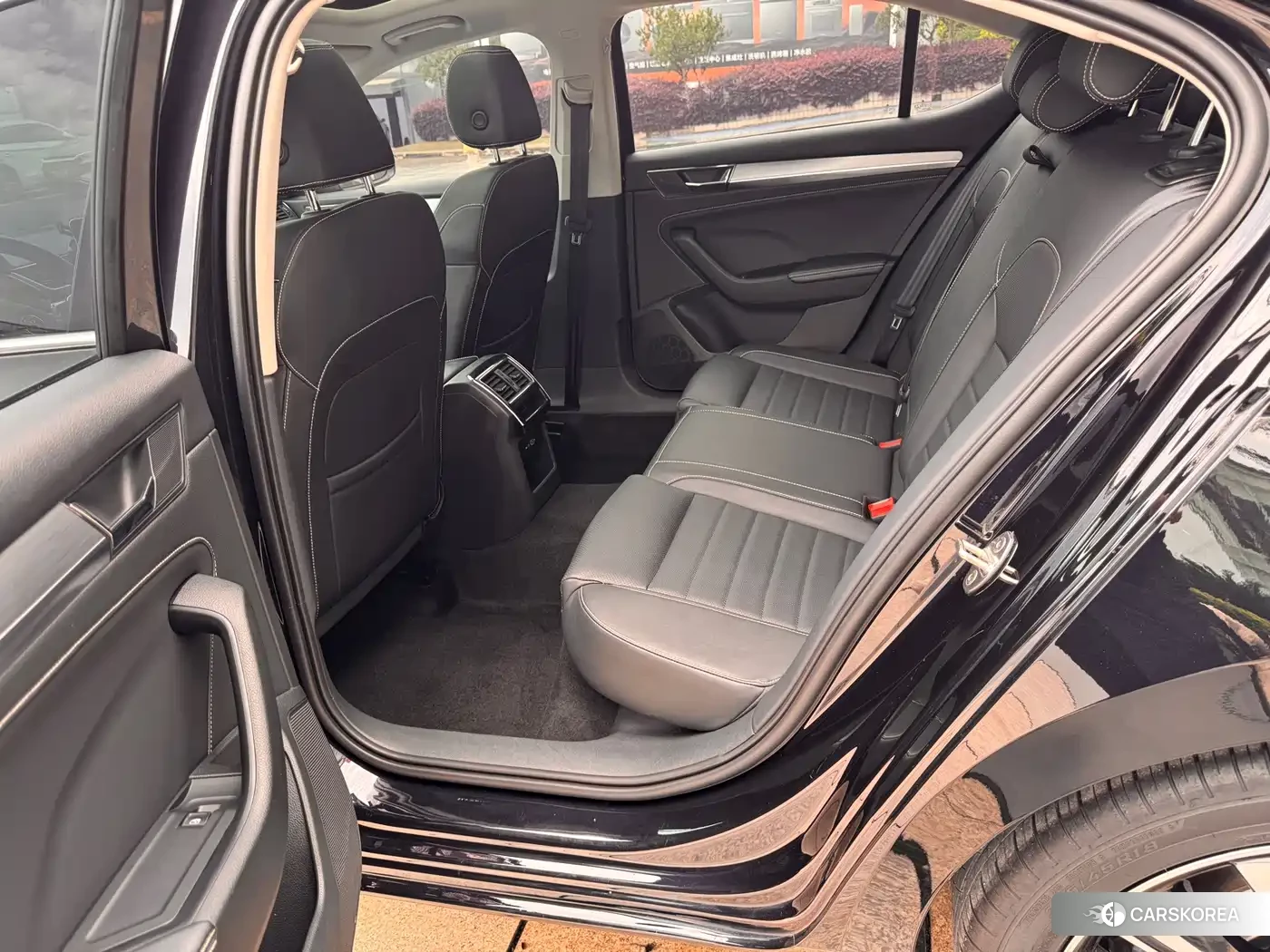 Skoda Superb id 4679710 из Китая 14