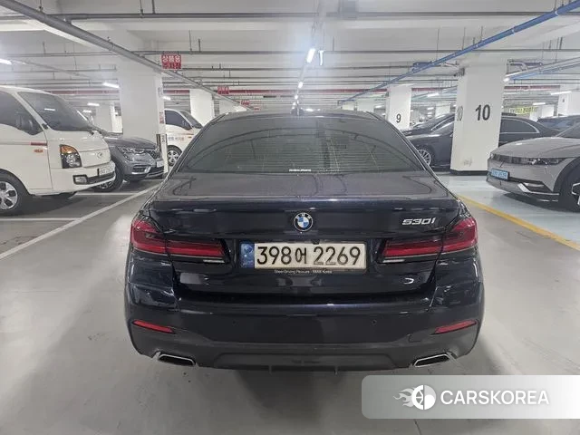 BMW 5 Series (G30) id 3021387 из Кореи 14