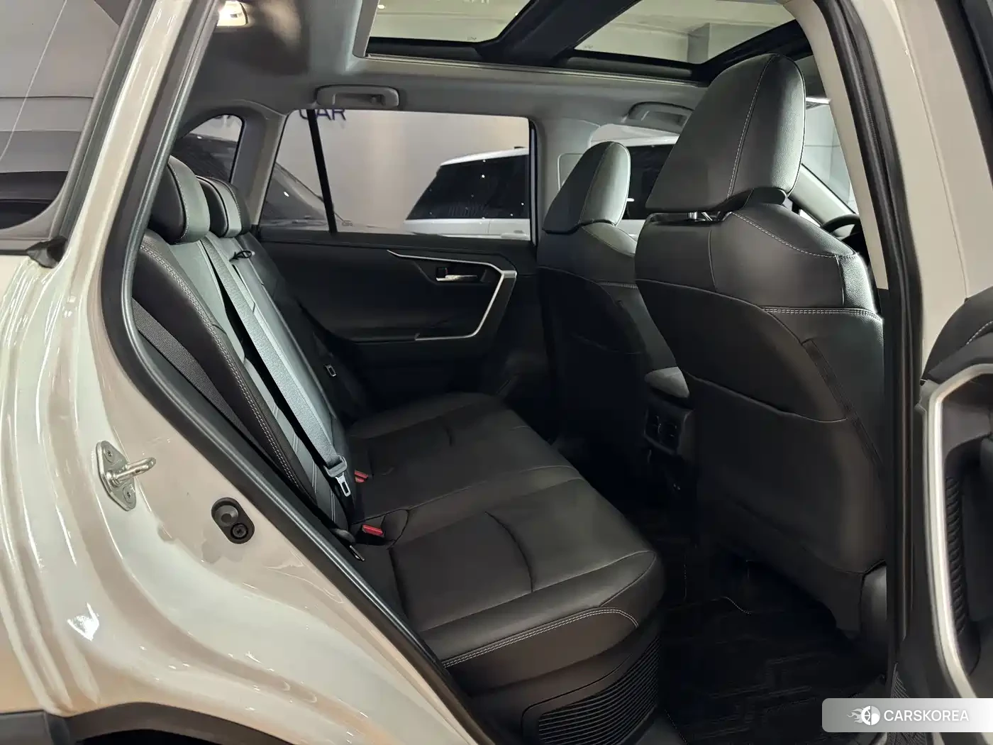 Toyota RAV4 id 4628122 из Китая 8