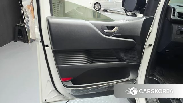 Hyundai Staria id 4292141 из Кореи 10