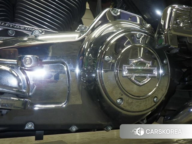 Engine photo