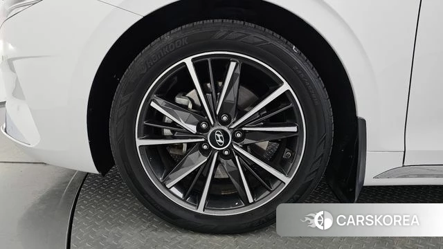 Hyundai The New Grandeur IG id 3866184 из Кореи 14