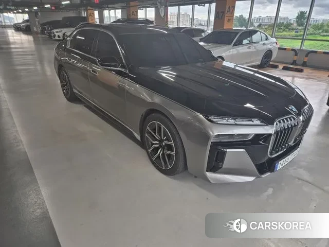 BMW 7 Series (G70) id 3036755 из Кореи 10